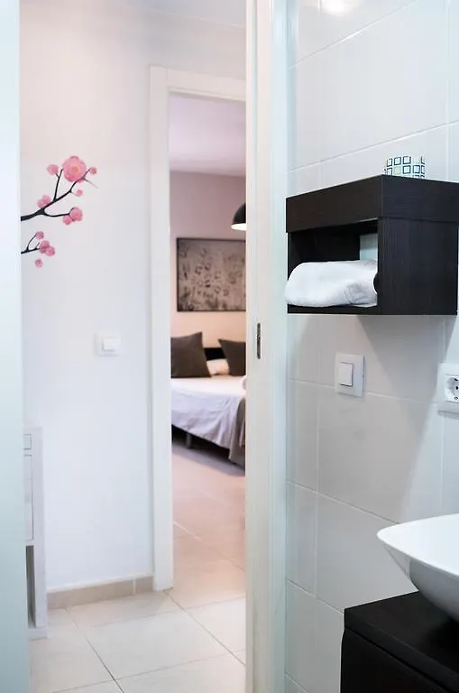 Holi-Rent Evangelista Apartment Seville